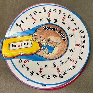 Lakeshore Learning Phonics 6 Wheel Set Blends Vowels Ages 6-7 Grades 1st-2nd